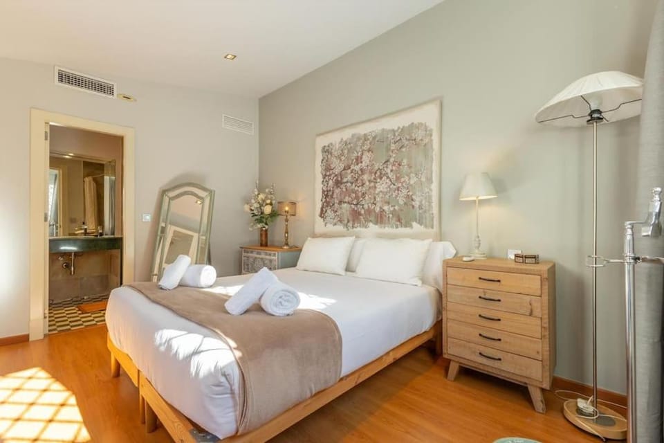 Quevedo Deluxe Penthouse by Valcambre Apartment in Seville