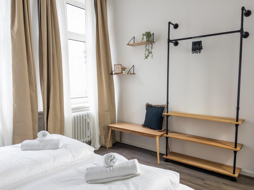 Bed, Bedroom, wardrobe