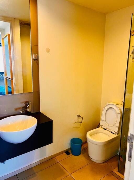 Toilet, Bathroom