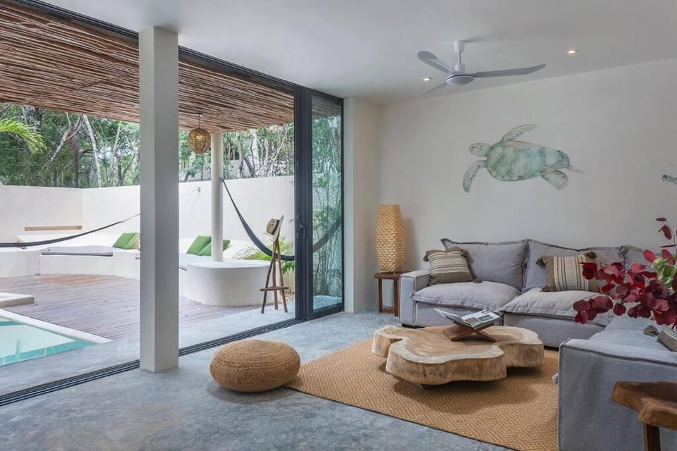 Living room, Pool view