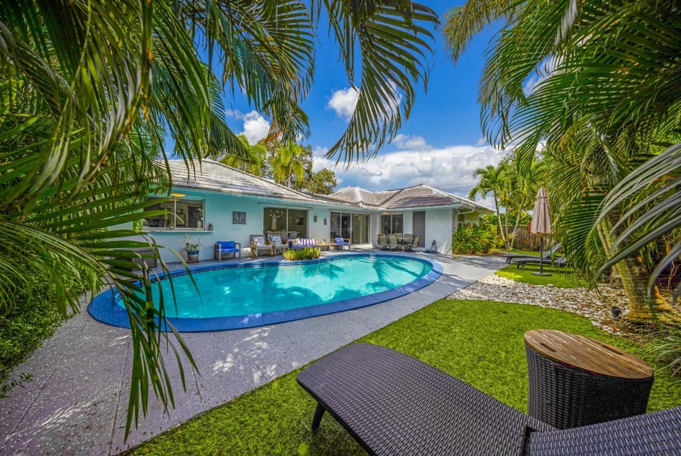 Day, Garden, Garden view, Pool view, Swimming pool, sunbed