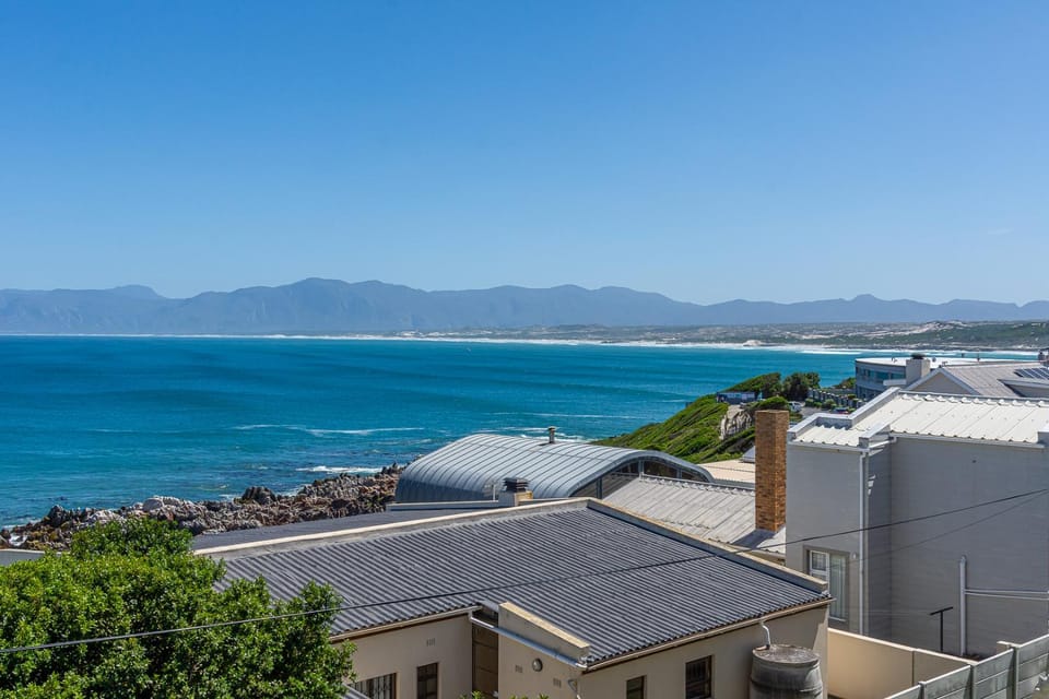 Garden, Sea view