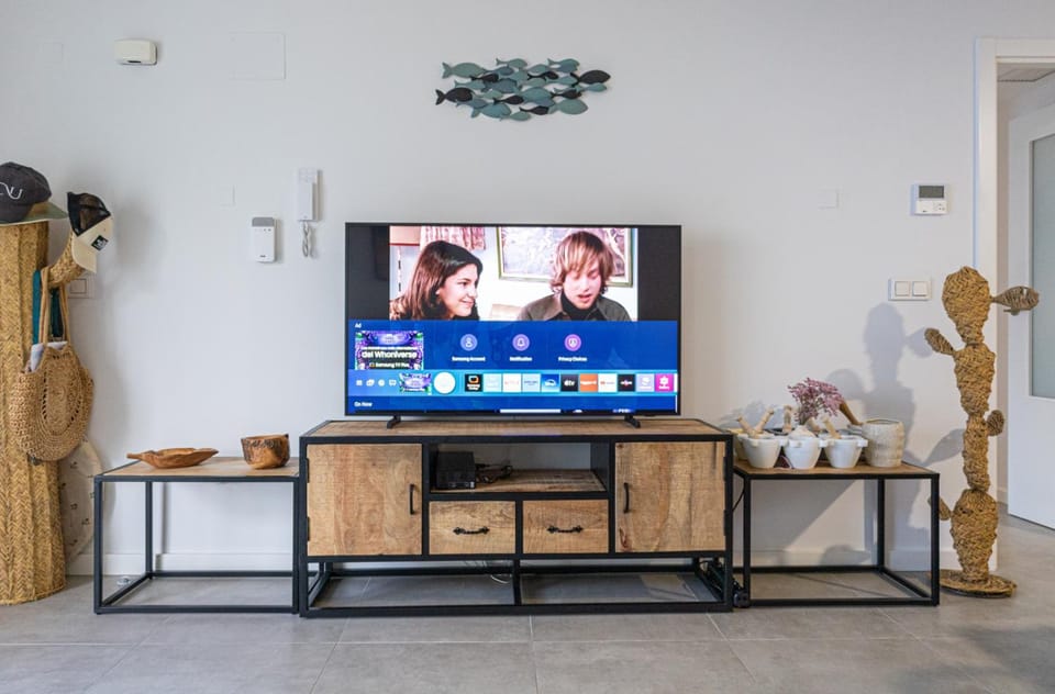 TV and multimedia, Living room