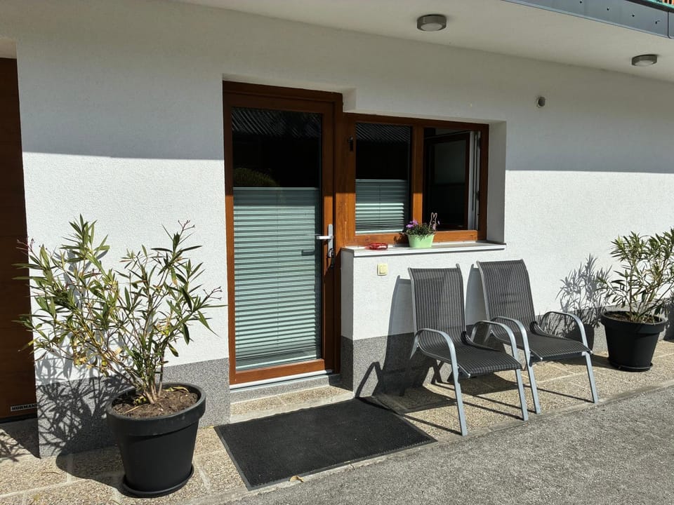 Patio, Balcony/Terrace