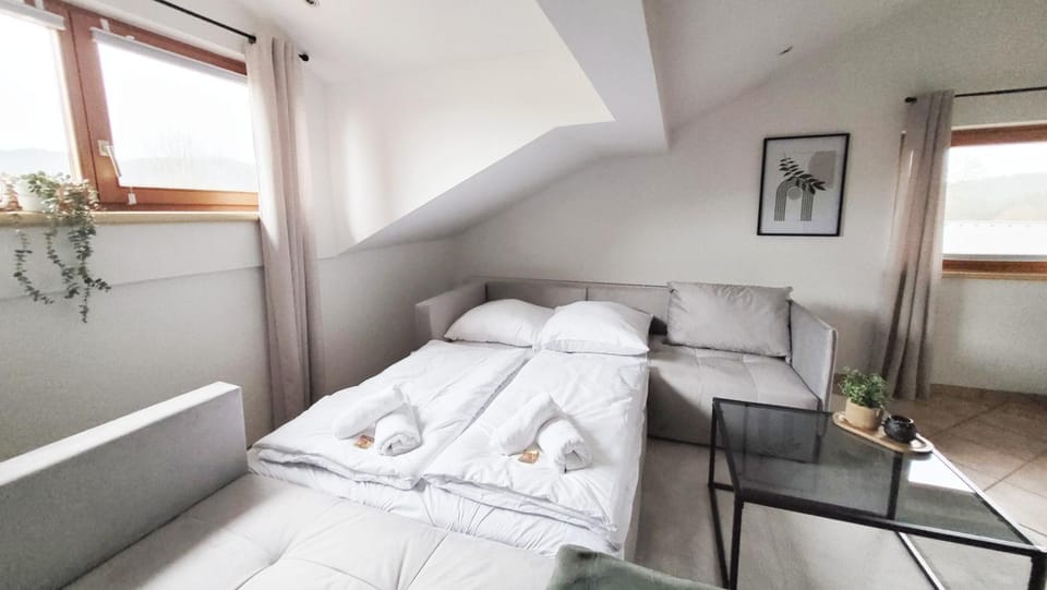Bed, Living room, Seating area