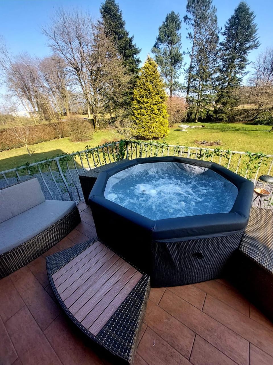 Hot Tub, Open Air Bath