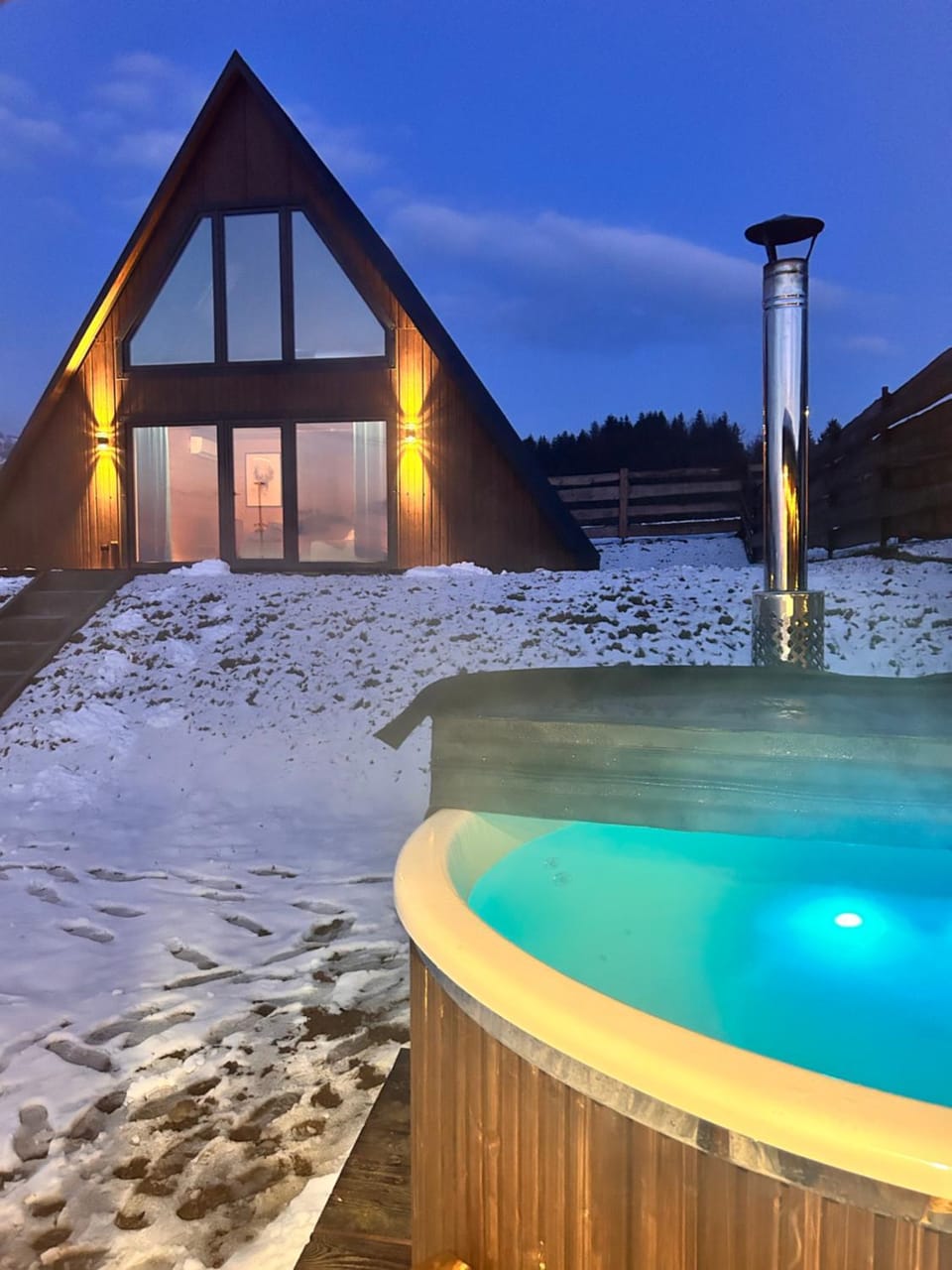 Garden, Hot Tub