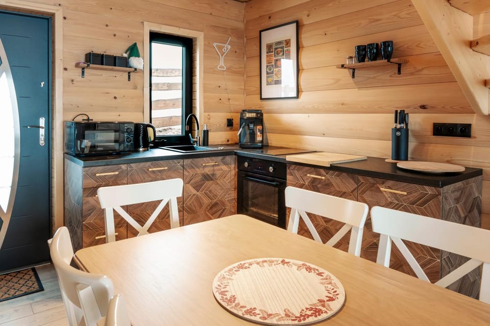 microwave, oven, stove, kitchen