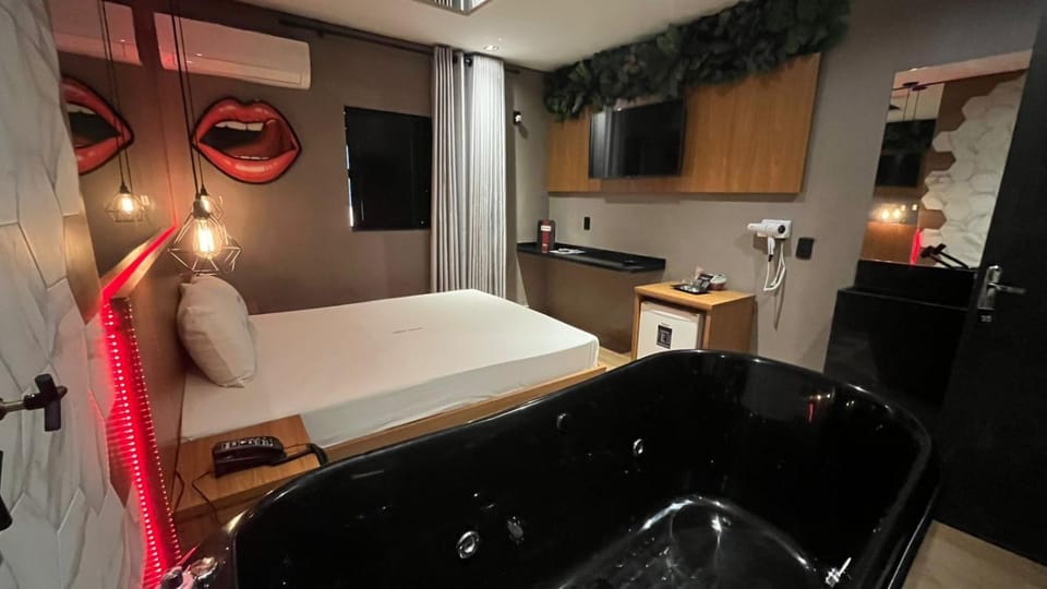 Bed, TV and multimedia, Bedroom, minibar