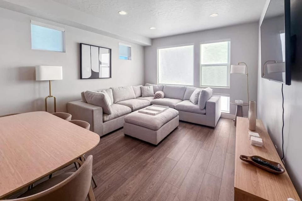 Silver Creek Sanctuary - Relax & Explore Park City House in Snyderville