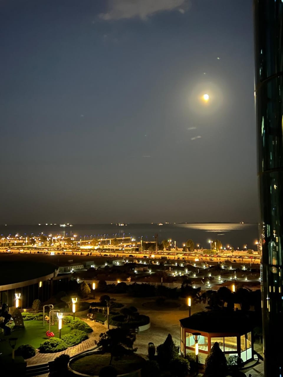 Night, Sea view