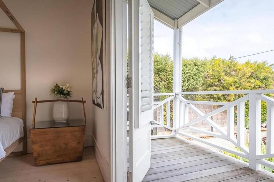 Ocean Beach House Sorrento - Luxury with Heated Pool and Spa House in Melbourne Road