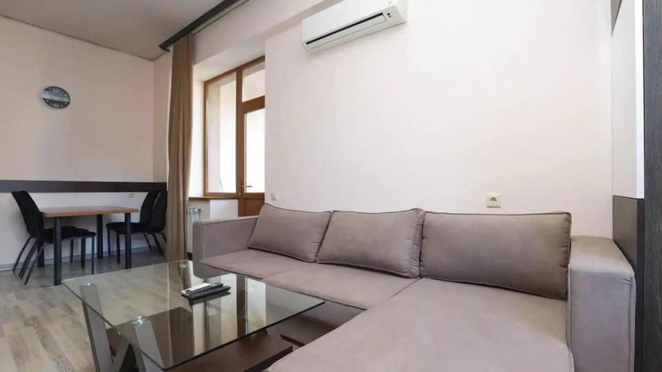 Living room, Seating area, air conditioner