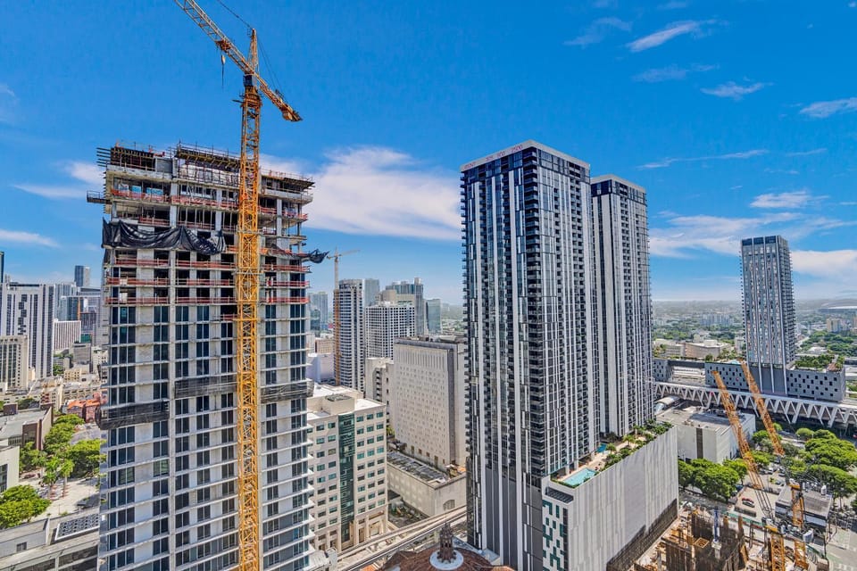 New 2-Bdrm Downtown Miami Apartment with Bay Vista Apartment in Miami