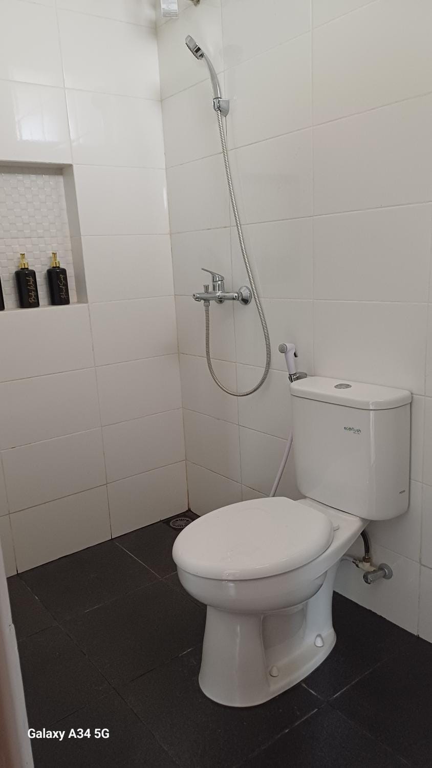 Toilet, Bathroom
