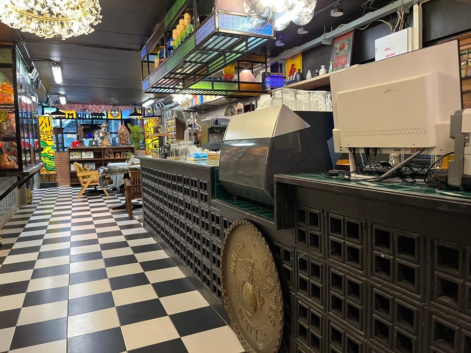 Restaurant/places to eat