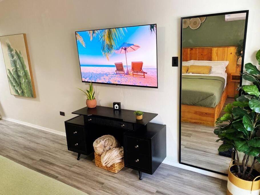 TV and multimedia, Evening entertainment