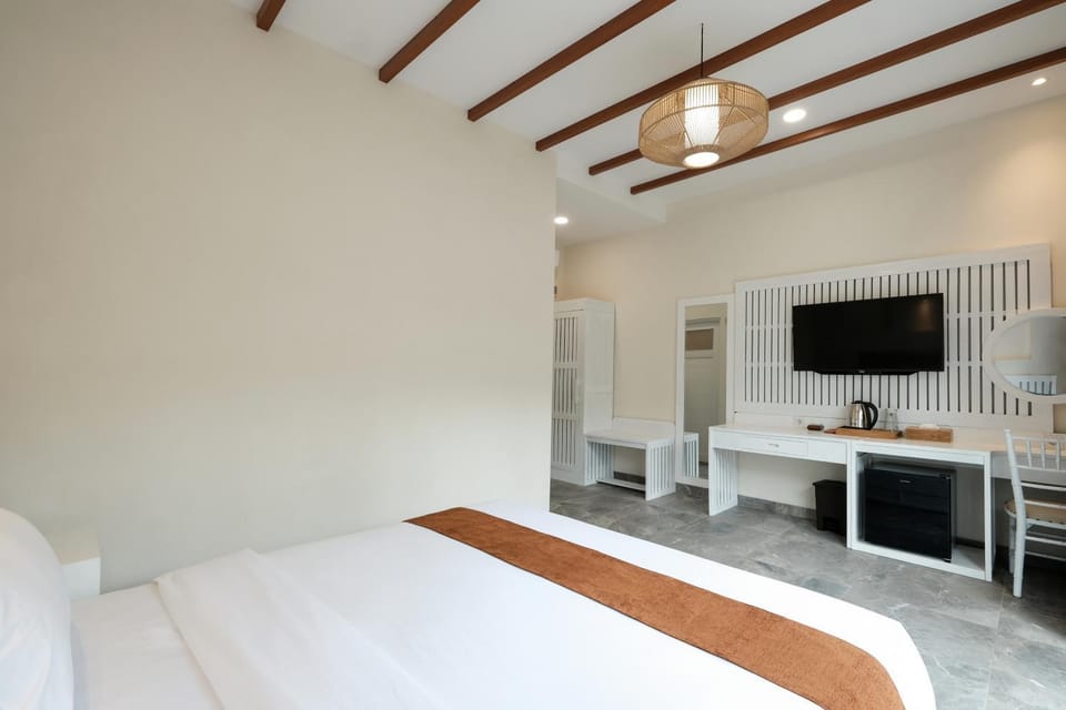 Flamingo Aquila Hotel in Bali