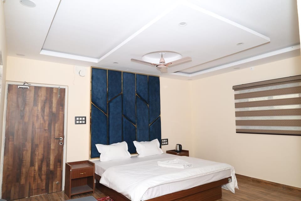 Hotel Siddhi Residency 200 meter from Aiims Hotel in India
