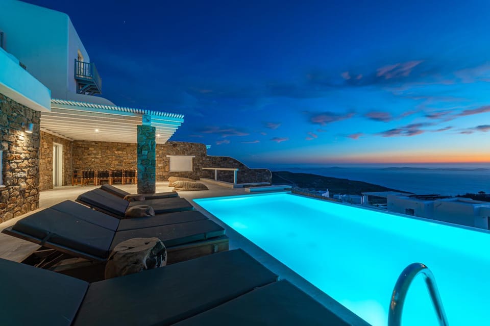Natural landscape, View (from property/room), Balcony/Terrace, Pool view, Sea view, Swimming pool, Sunset, sunbed