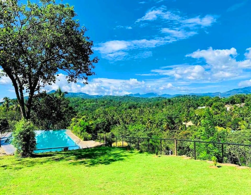 Mountain view, Swimming pool