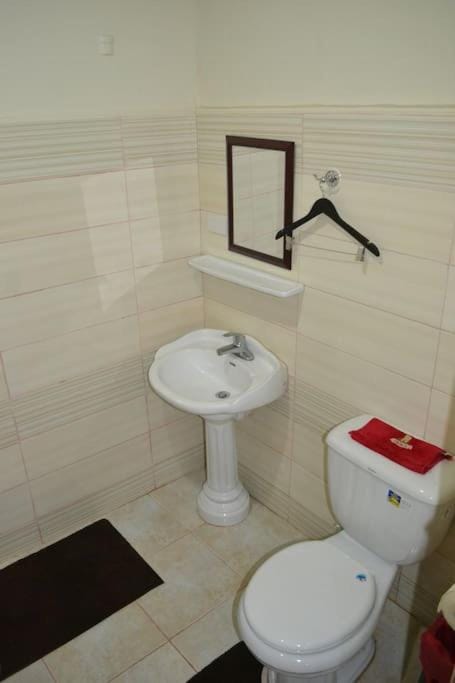 LE-ONIE's Petunia Room at City Center Vacation rental in Baguio