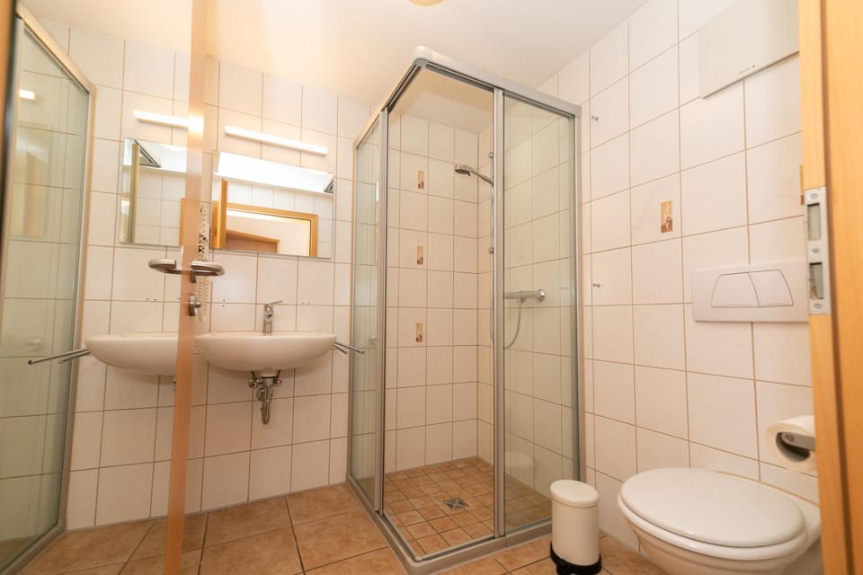 Pension HOFZWANZIG Dresden-Laubegast Bed and Breakfast in Dresden