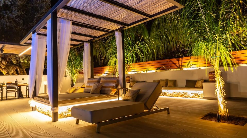 Night, Balcony/Terrace, Seating area