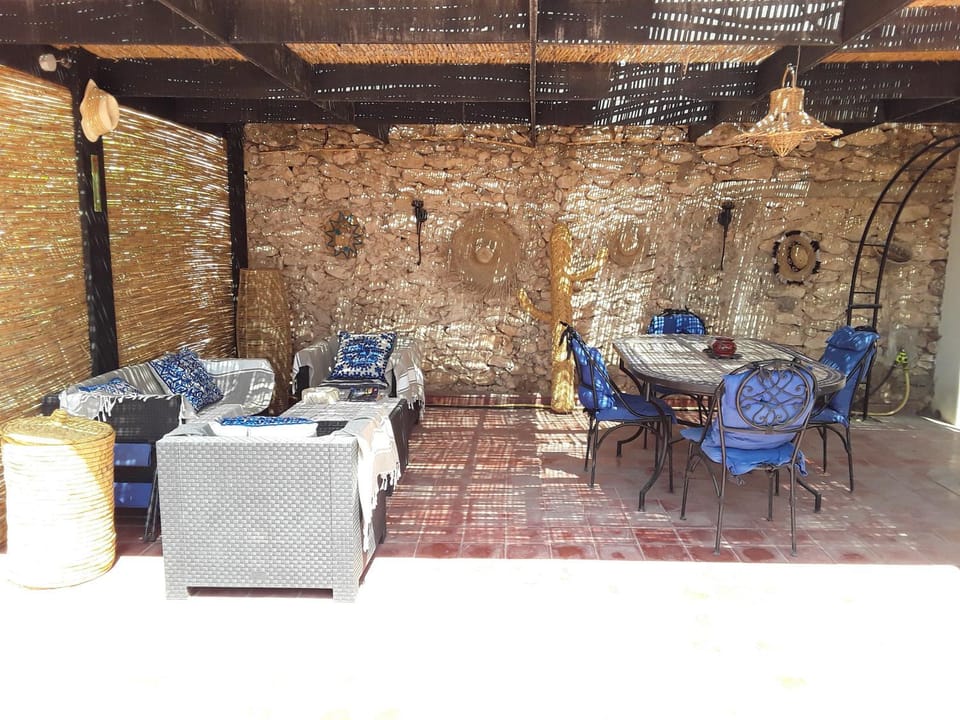 Patio, Balcony/Terrace, Living room, Dining area