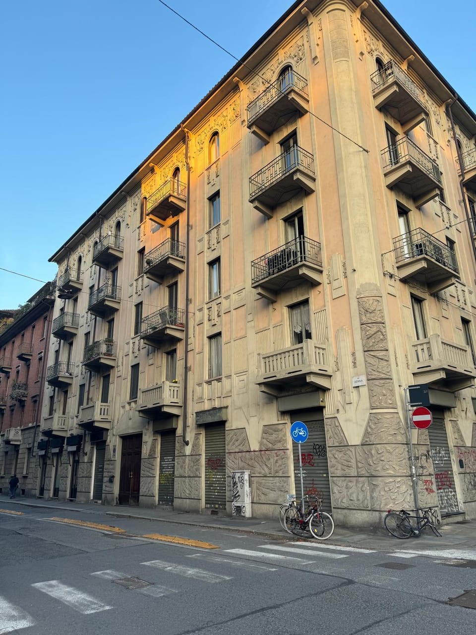 Property building, Neighbourhood, Street view