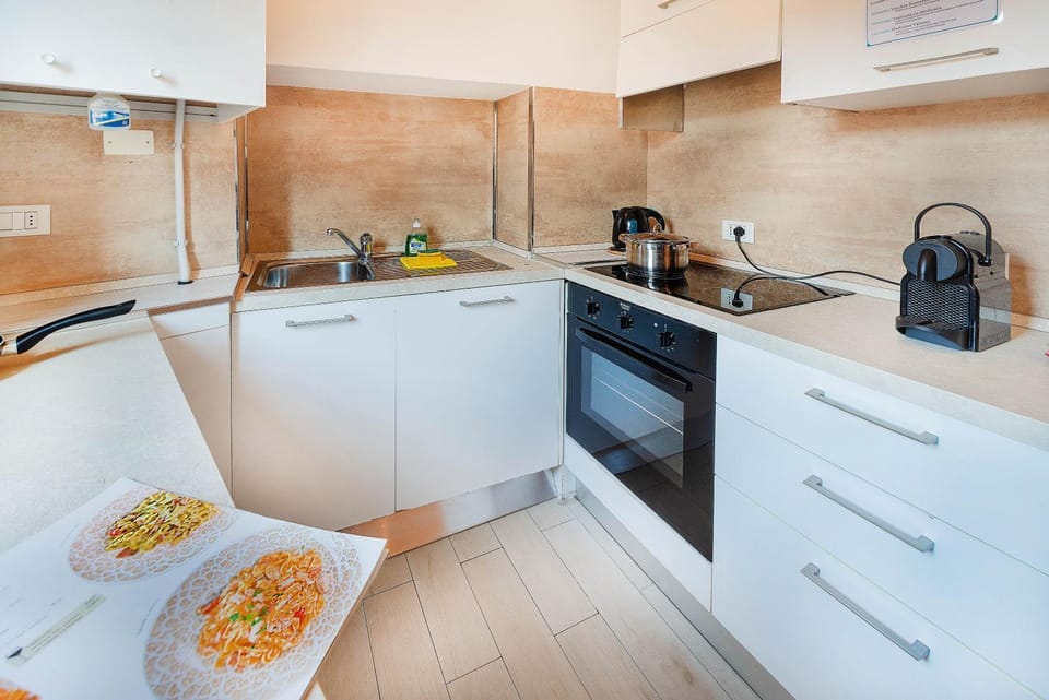 Italianflat - Via Adua two bedroom Old Town Apartment in Verona