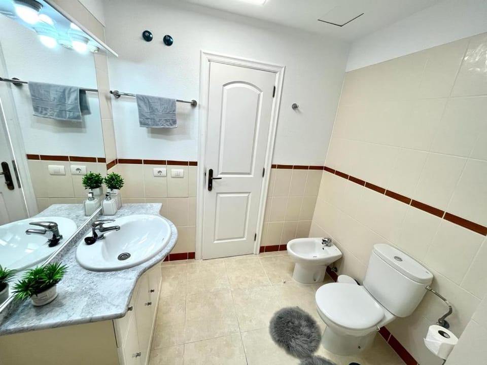 Toilet, Bathroom, bidet