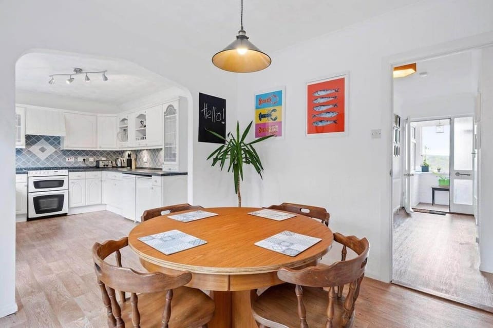 Peaceful Home in Looe with Stunning Views House in Looe