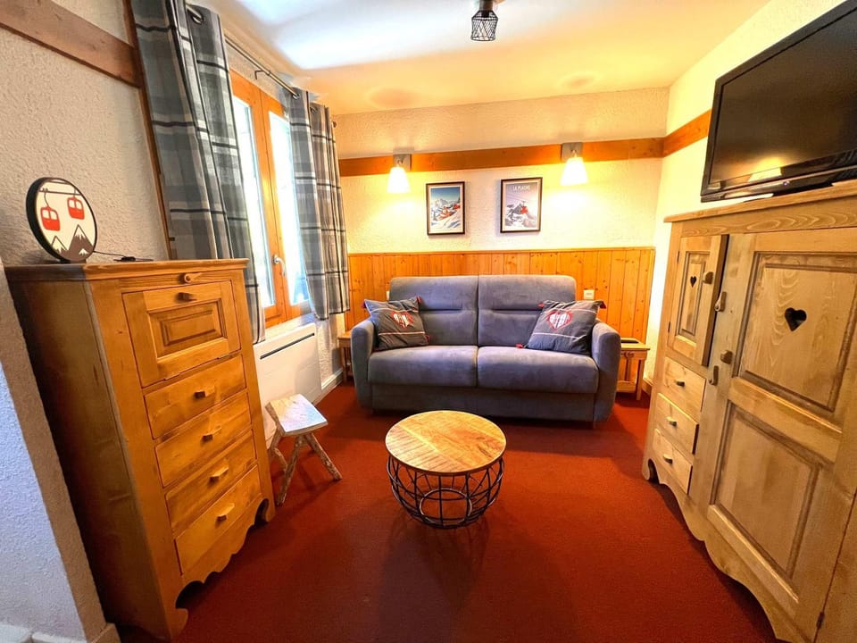 Cocon Fourrure House in Mâcot-la-Plagne