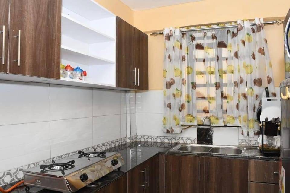 Airport Bliss House Apartment in Uganda