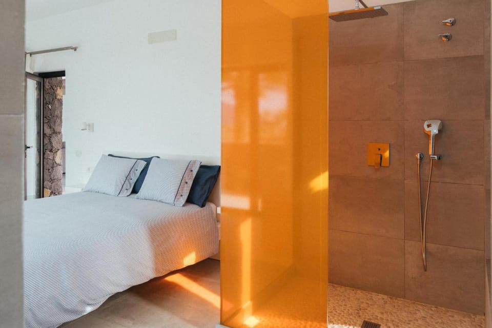 Living room, Bedroom