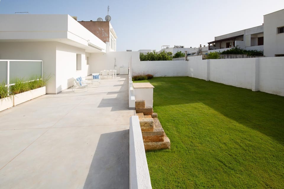 Property building, Garden, Garden view