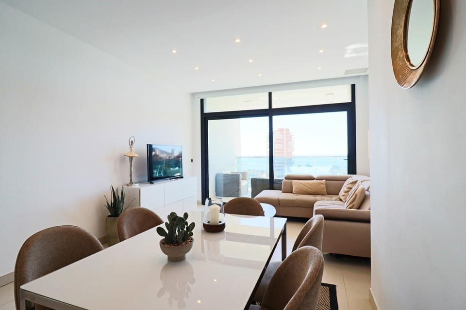 TV and multimedia, Living room, Dining area, Sea view