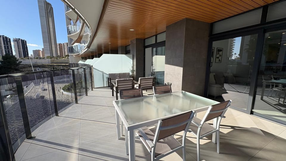 Day, Balcony/Terrace