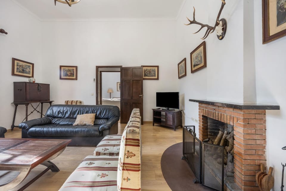 Property building, Living room