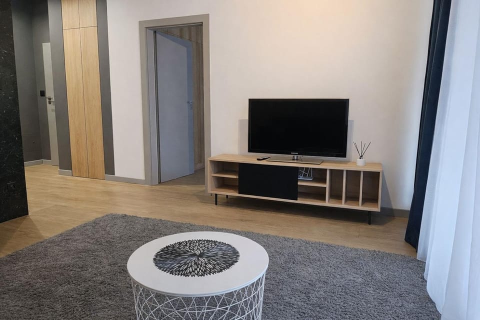 Communal lounge/ TV room, TV and multimedia