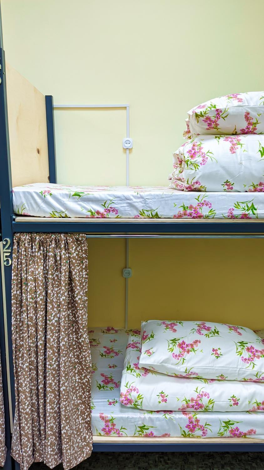 bunk bed