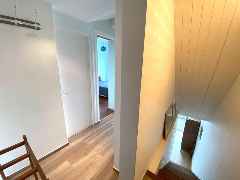 Appartement VUE MER surplombant la plage Trestraou à PERROS-GUIREC - Réf 912 Apartment in Perros-Guirec