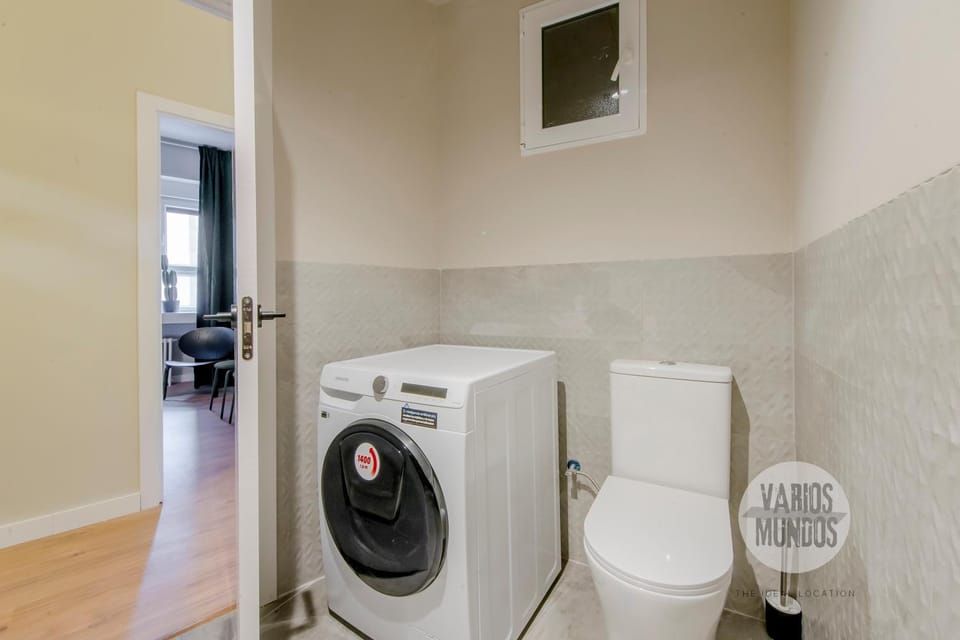 Bathroom, washing machine