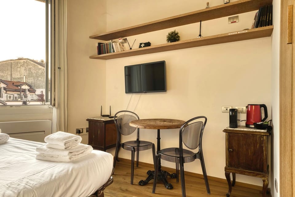 TV and multimedia, Photo of the whole room, Dining area