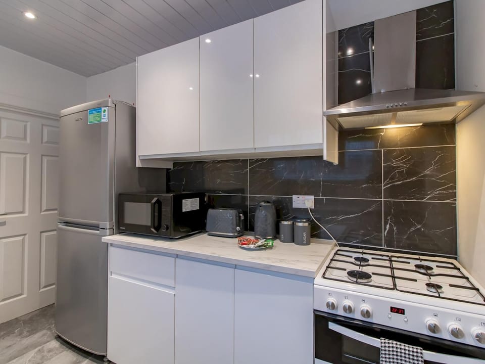 Kitchen or kitchenette, Other