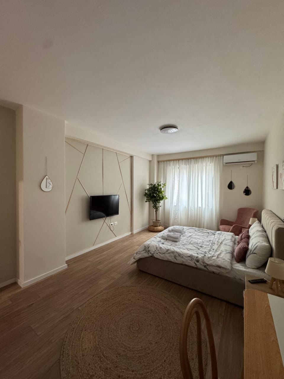 Communal lounge/ TV room, TV and multimedia, Bedroom