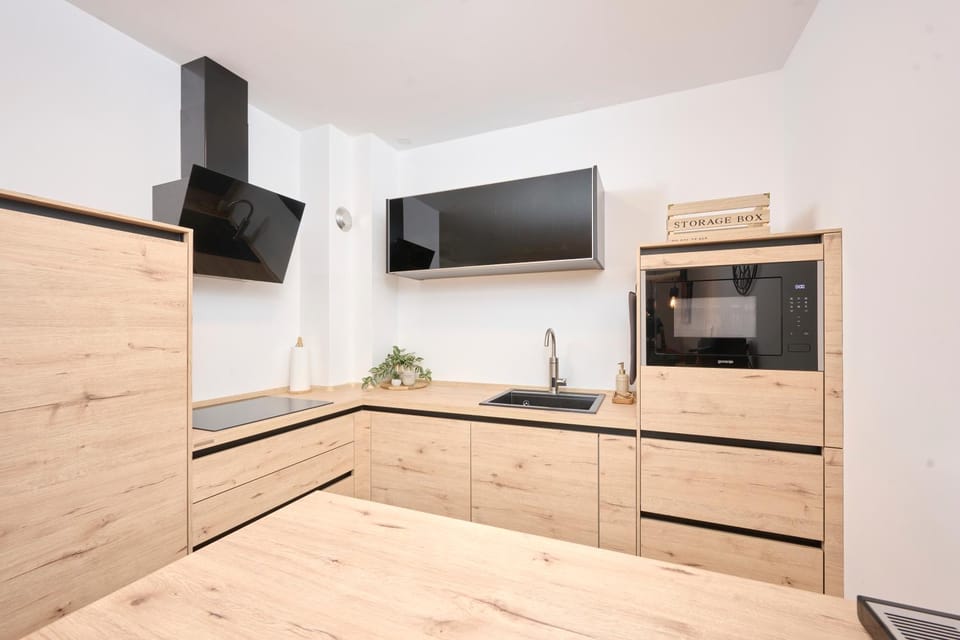 Kitchen or kitchenette, stove