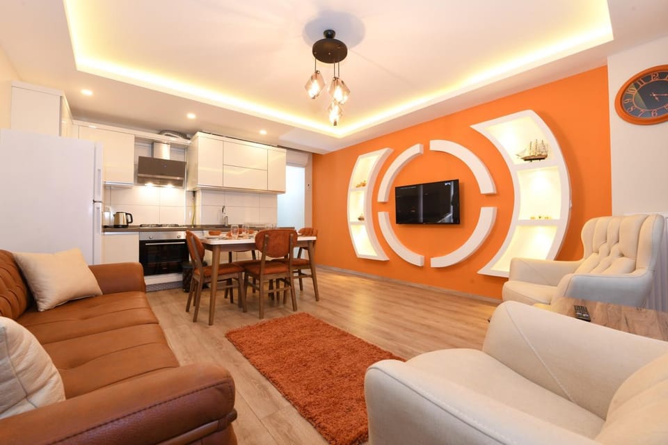 Communal lounge/ TV room, TV and multimedia, Kitchen or kitchenette, Living room, Seating area, Dining area