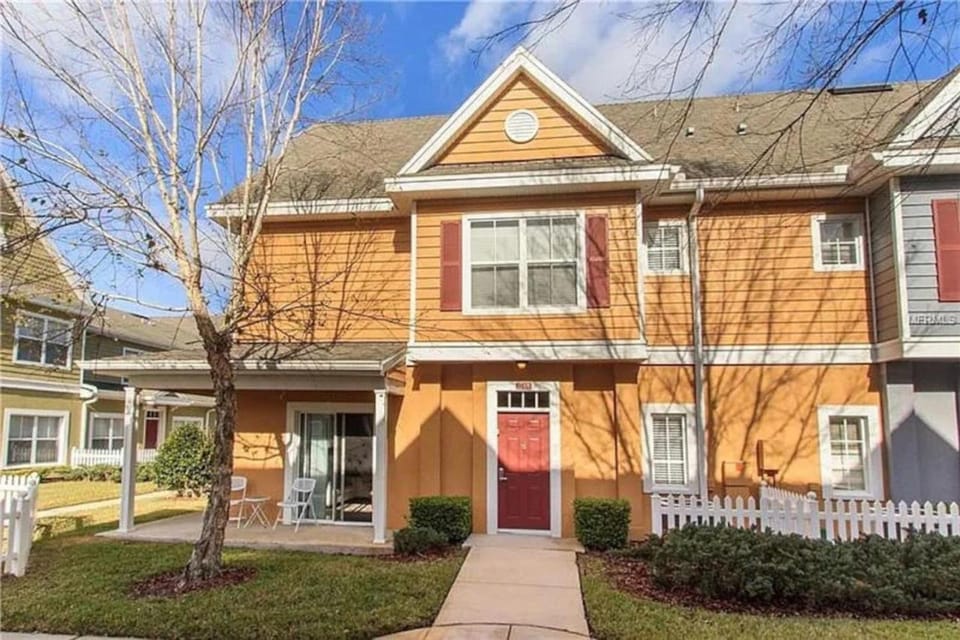 4 Bedroom 3 Bathroom Villas At SevenDwarfs 17-101 House in Kissimmee